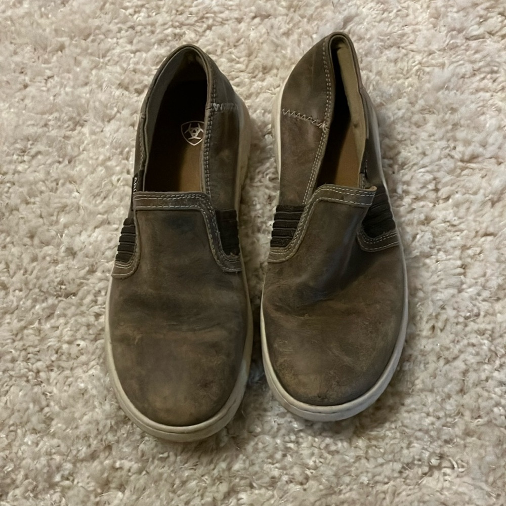 Women’s ariat shoes